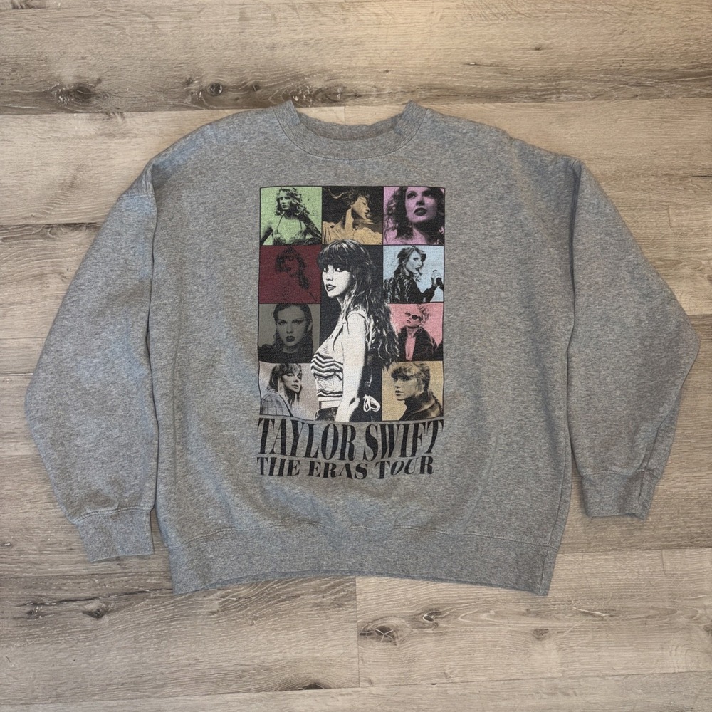 Taylor Swift The Eras Tour Oversized Crewneck Pullover Sweatshirt Gray Medium